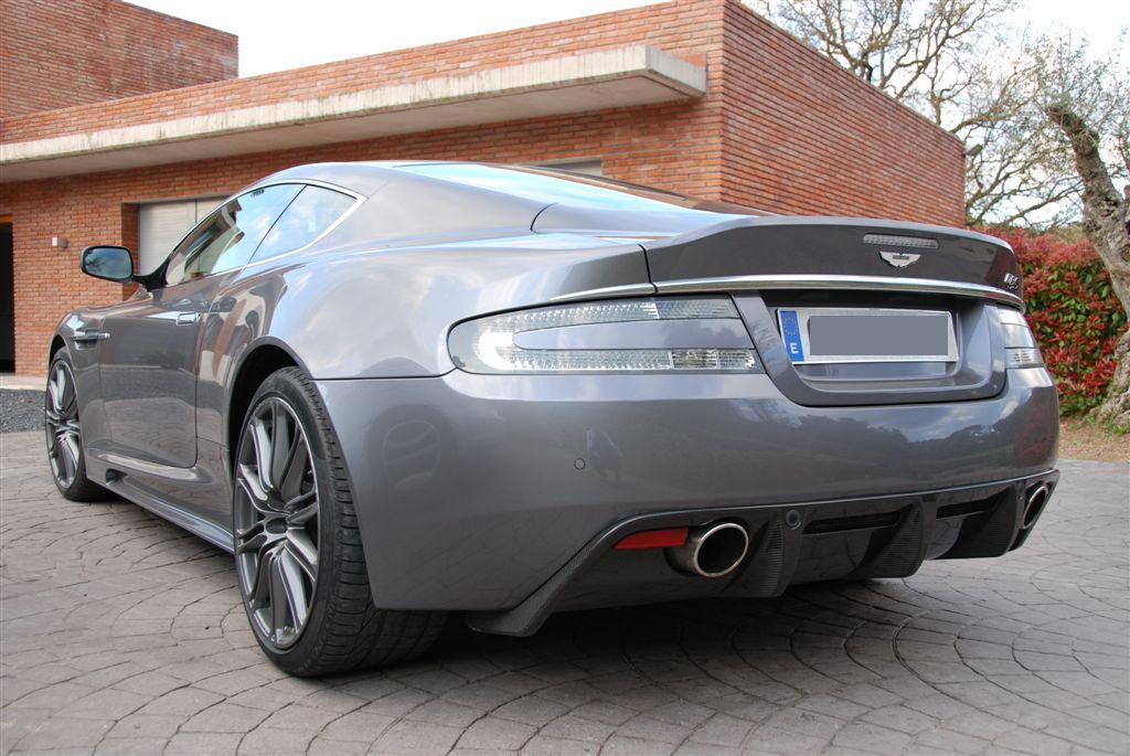 Aston Martin-aston-martin-10.JPG