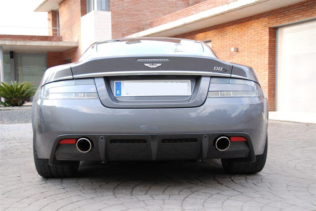 Aston Martin-aston-martin-11.JPG