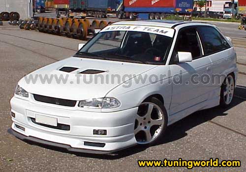 Tuning-Opel Astra GSi-lisa_02.jpg